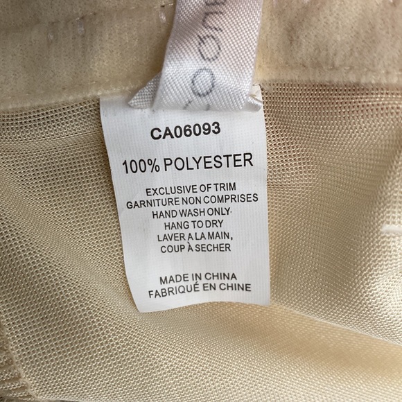 Cream / Off-White Color Lace Teddy with Ribbon Bow - S - Picture 13 of 14